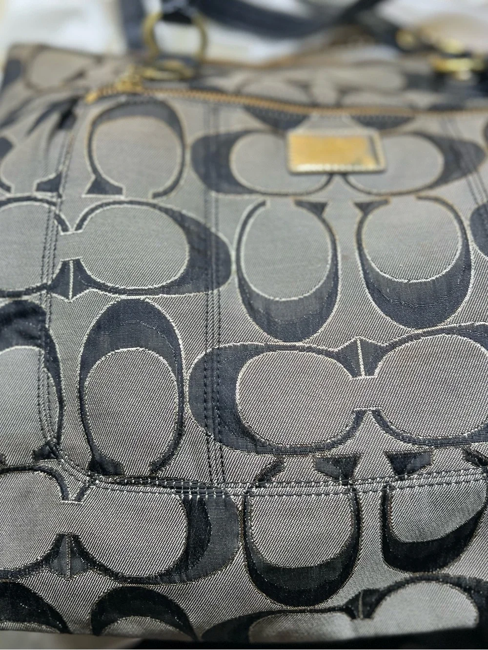 COACH POPPY Black Signature Glam Tote.